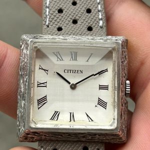 Citizen hand winding 23 jewels 6750 4-675631 Y0/ casse no.4073890, 900 silver case , made in Japan.