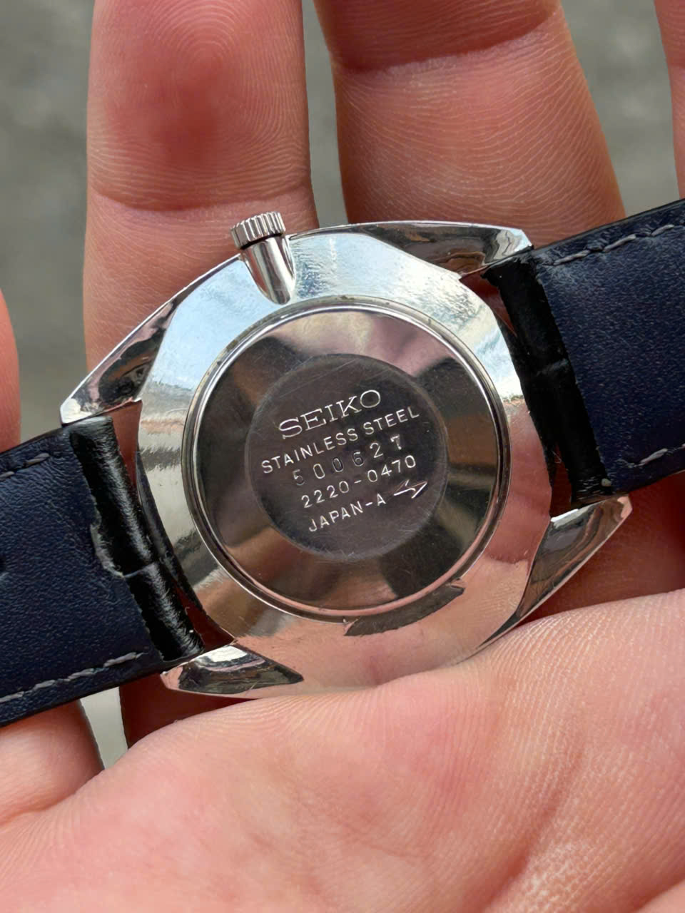 Seiko Chariot hand winding watch 2220-0470, hi beat 28800, case no