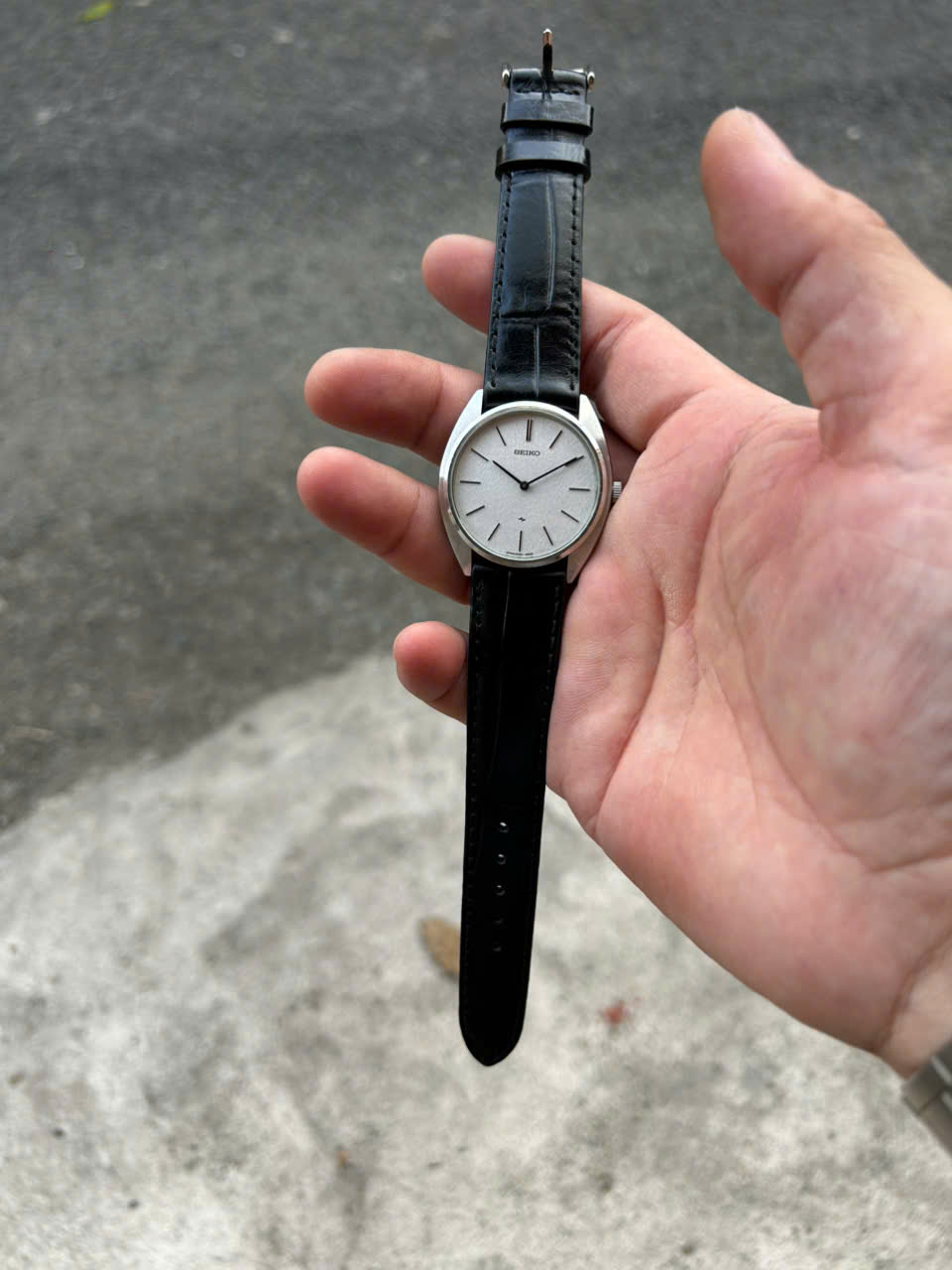Seiko Chariot hand winding watch 2220-0470, hi beat 28800, case no