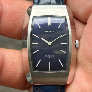 Seiko Chariot manual winding 2559-7040, case no.070294, hi beat 28800 , made in Japan.