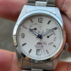 Orient Automatic watch ET07-C1, case no.843271, made in Japan.
