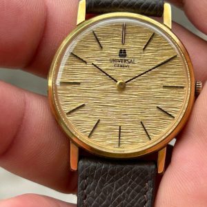 Universal Geneve hand winding 17 Jewels 542109, Case no.3464971, Swiss made.