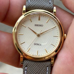 Seiko Dolce Quartz Watch 5E61-0A80, case no.860284 , made in Japan.