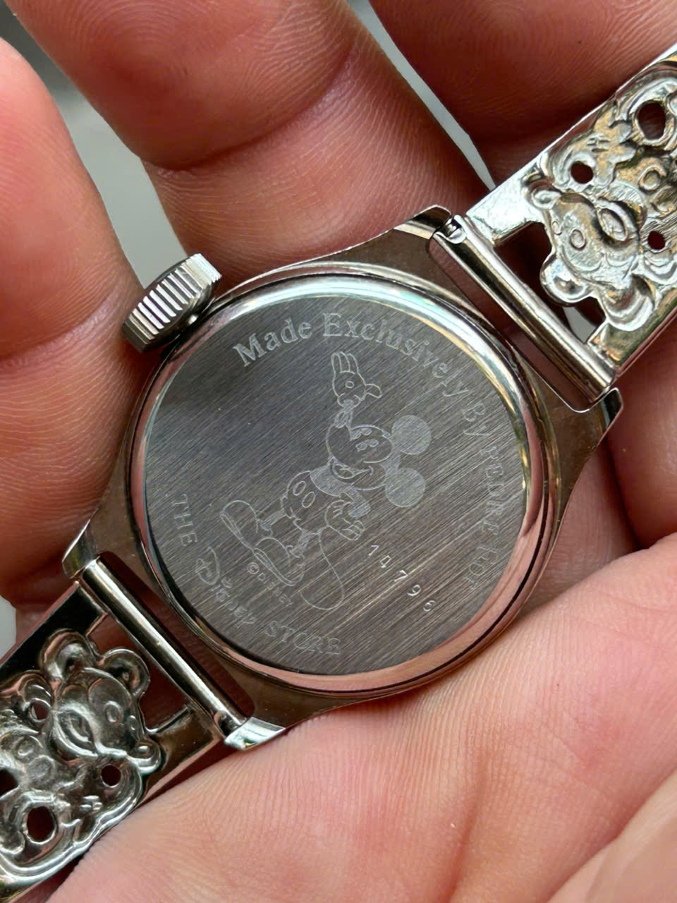 ジャンク テスター反応あり 社外部品有 PEDRE MICKEY MOUSE WRIST WATCH 復刻 クオーツ式腕時計 2針 スモセコ 元箱など付属 札幌市 清田区 平岡 VINTAGE NEW DISNEY PEDRE MICKEY MOUSE WRIST WATCH STEEL BRACELT