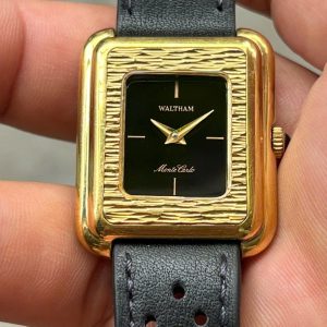 Waltham Monte Carlo manual winding 17 jewels watch, case no.P5K0289, Swiss made .