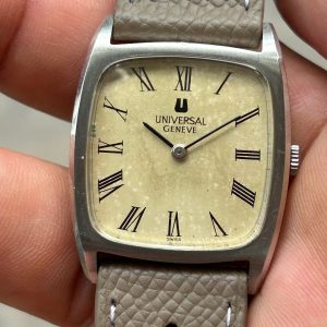 Vintage Universal Geneve Cal.42 manual winding 17 Jewels 842114, Case no.3157513, Swiss made.