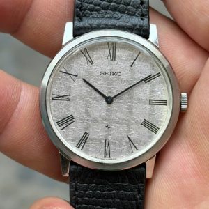 Seiko Chariot manual winding 2220-0180 , ST.Steel, hi beat 28800/ case no.455370, made in Japan.