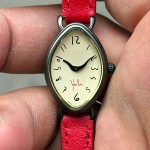 Sybilla Seiko quartz watch V400-5970/ case no.5D0180, made in Japan.