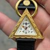Love your Neighbor Quartz watch E-2800 Stainless Steel Back, made in Japan.