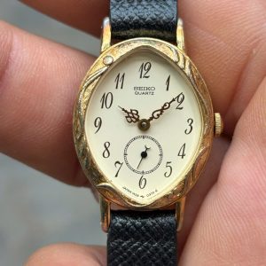 Seiko Ladies watch Quartz 1428-5110 SGP ST. STEEL BACK/ case no.293356 , made in Japan.