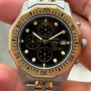 Toroy chronograph quartz watch, made in Japan.