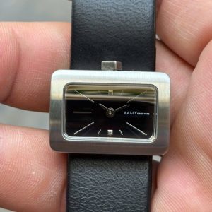 Bally quartz watch J160-169, Swiss made.