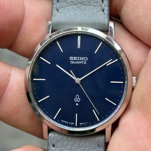 Seiko Quartz watch 4120-9010 / case no.692126 , made in Japan.