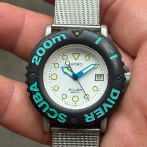 Seiko Diver Scuba 200m Quartz 5H25-6A1A, case no.950846 , made in Japan.
