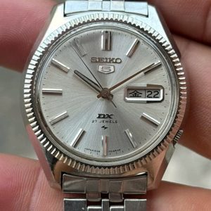 Seiko DX Automatic 27 Jewels Cal.5139-7010 day date, case no.8102341, made in Japan.