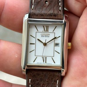 Citizen tank Eco Drive quartz watch E011-S045193 HST, case no.321020039 , made in Japan.