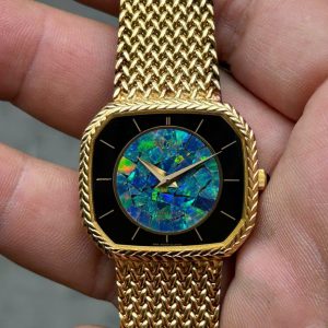 Waltham Maxim Quartz watch 2104031, case no.P3H0070, Swiss made .