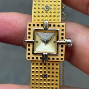 Hiroko Koshino quartz watch RKLTN03700, made in Japan.