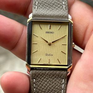 SEIKO Dolce quartz watch 5S21-5A20 , case no.041505 , made in Japan .
