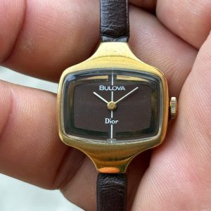 BULOVA Dior manual winding 17 jewels N3 2-687588, Swiss made .