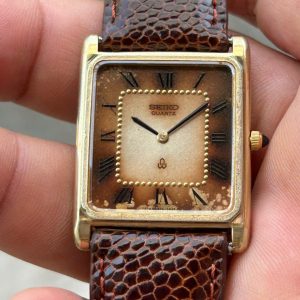 Seiko tank Quartz watch 6020-5460 ST. STEEL SGP3O BEZEL / case no.034089, made in Japan .