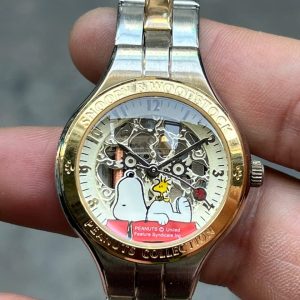 Snoopy PEANUTS quartz watch, limited edition 1379, made in Japan.