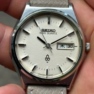Seiko King Quartz watch 4823-8120, case no.771378, made in Japan.