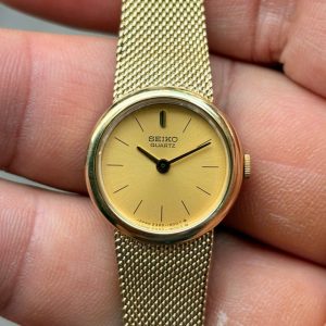 Seiko lady Quartz watch 2320-0230 SGP Back ST. STEEL, case no.022384, made in Japan.