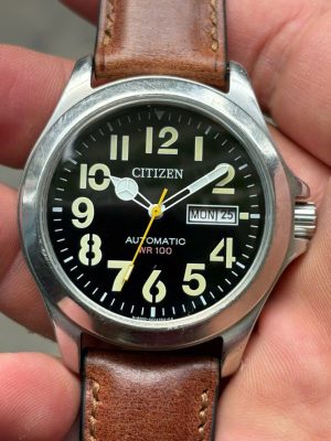 Citizen Automatic WR 100 Cal.8200-S012872 HST/ case no.5N0143, made in Japan.