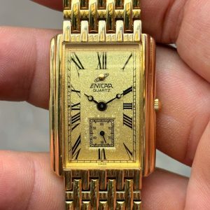 Enicar Quartz Watch LA CHAUX-DE-FONDS Stainless Steel back 980-8820 M, made in Japan.
