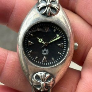 Chrome heart style Wigard quartz watch , made in Japan.
