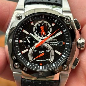Seiko Sportura Chronograph quartz watch 7T82-0AA0/ case no.870444, made in Japan.