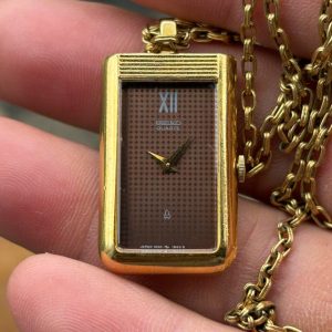 Seiko Necklace Quartz Watch 1400-1840/ case no.994355 , made in Japan.