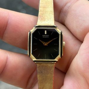 Seiko lady watch Quartz 1400-798A, case no.190526, made in Japan.