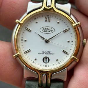 Land Rover quartz watch stainless steel watch, made in Japan.