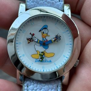 Disney Donald Duck Limited Edition 31/50 Quartz Watch , made in Japan.