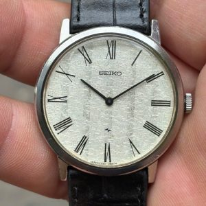 Seiko Chariot manual winding 2220-0180 , ST.Steel, hi beat 28800, case no.473887, made in Japan.