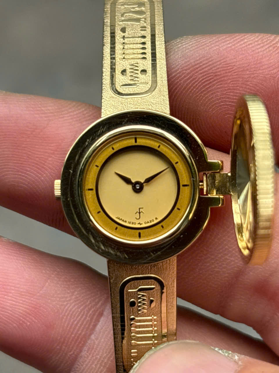 SEIKO Golden Nefertiti Franklin Mint Egyptian 1E20-0A20 Quartz